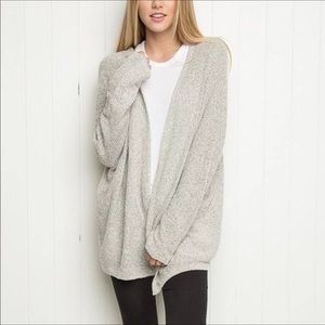 Brandy Melville Caroline cardigan NWT
